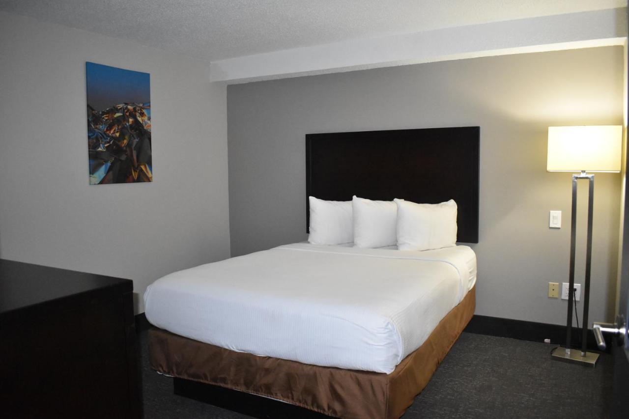 Wingate By Wyndham Atlanta Galleria/ Ballpark Smyrna