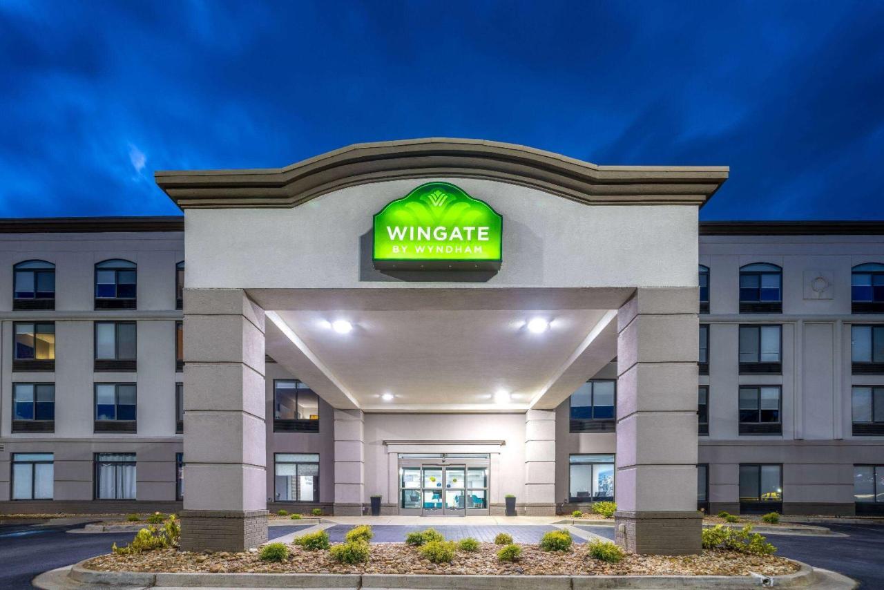 Hotel Wingate By Wyndham Atlanta Galleria/ Ballpark 2*