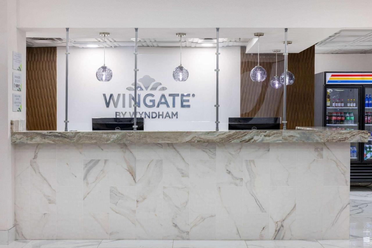 Hotel Wingate By Wyndham Atlanta Galleria/ Ballpark 2*