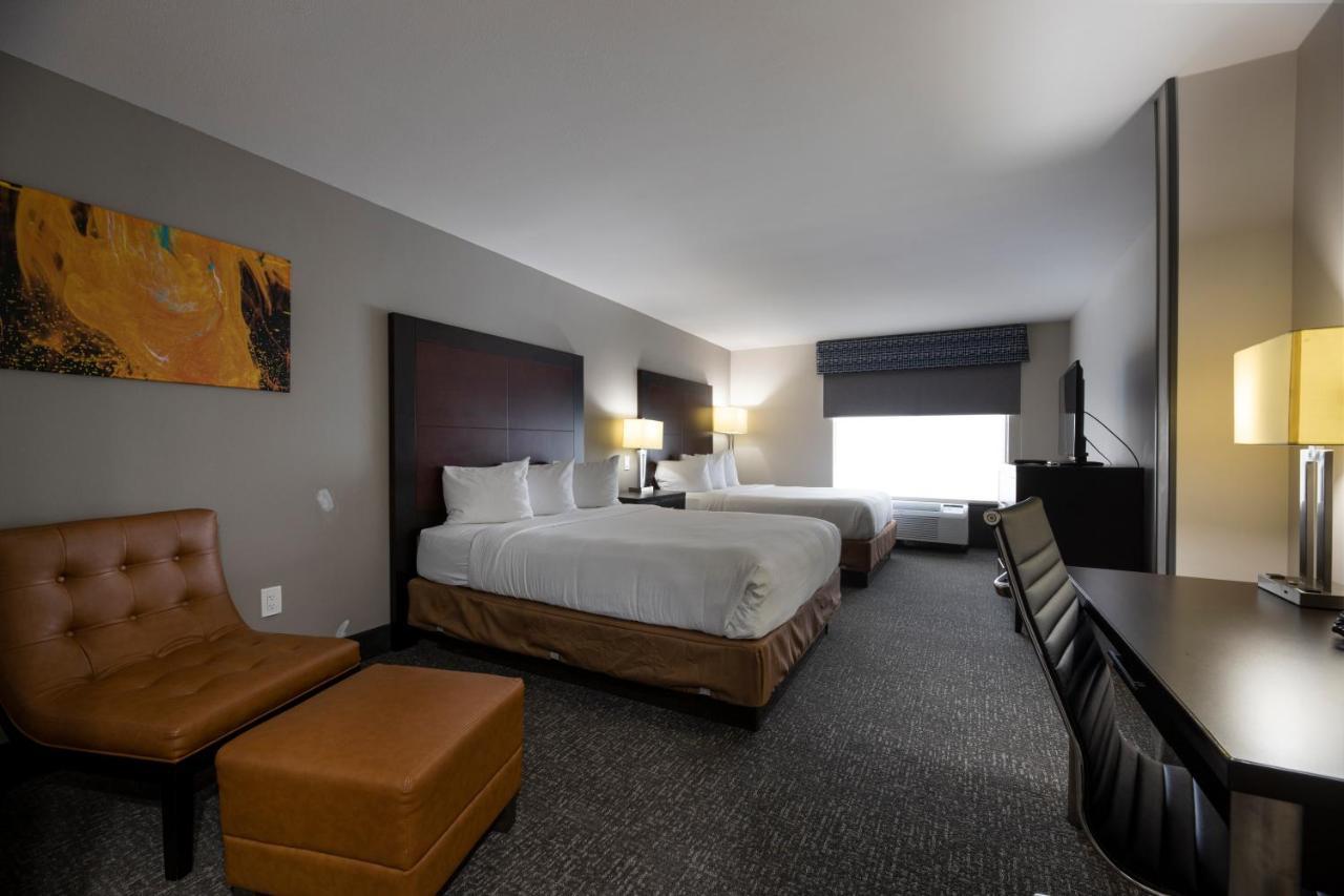 Wingate By Wyndham Atlanta Galleria/ Ballpark 2*