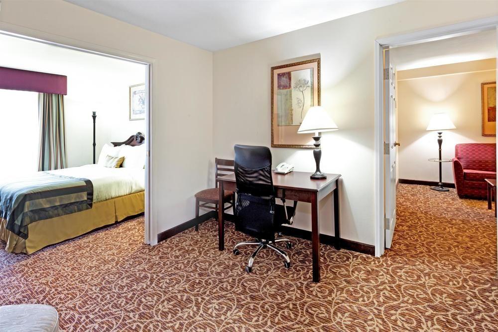 Hotel Wingate By Wyndham Atlanta Galleria/ Ballpark Smyrna